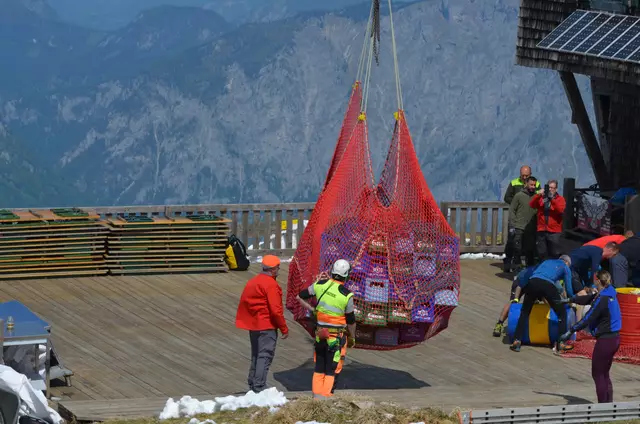 Versorgungstag auf der Reichensteinhütte. | Foto: WAFO
