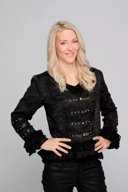 "'Dancing Stars‘ ist etwas, das Richard auch immer sehr gut gefallen hat und wo er sicher auch gerne dabei gewesen wäre", erklärt Geschäftsfrau Simone Lugner. | Foto: ORF/Hans Leitner