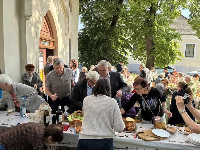 Die Pfarrkirche Mitterpullendorf bot den feierlichen Rahmen für die traditionelle Maiandacht des Seniorenbundes Oberpullendorf, die unter dem Motto „Maria, Königin des Friedens“ stand. | Foto: Rudolf Geißler