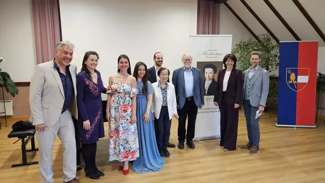 Martin Vacha, Nina Violetta Aichner, Paulina Ovadkova, Aleksandra Dimic, Adi Gertraud Trimmel, George Kounoupias, Hartmut Krones, Leopoldine Salzer und Christian Hübner | Foto: Franz Trimmel