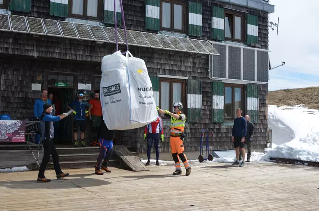 Versorgungstag auf der Reichensteinhütte. | Foto: WAFO