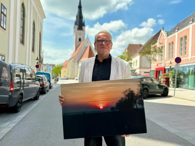Die Pop-up-Galerie der Kulturvernetzung NÖ im Kunsthaus Horn zeigt derzeit eine eindrucksvolle Ausstellung des Waldviertler Digital Artists Jörg Ernest Schmid. | Foto: Markus Kahrer