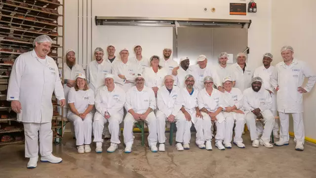 Das erfolgreiche Team des Natterer Familienunternehmens Mayr-Fleisch freut sich über die stetige Weiterentwicklung. | Foto: Mayr-Fleisch