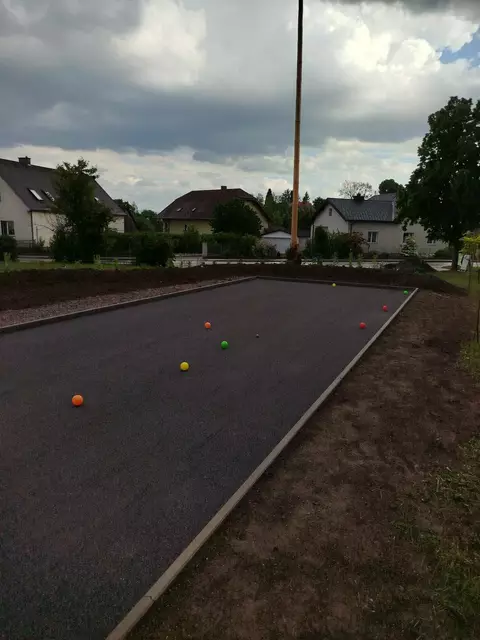 Geschafft: Das ist die neue Boccia-Bahn für die Bewohnerinnen und Bewohner von Neidling | Foto: Gemeinde Neidling