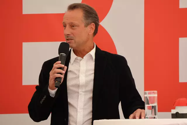 ÖBB-Pressesprecher Christopher Seif. | Foto: Kathrin Schauer