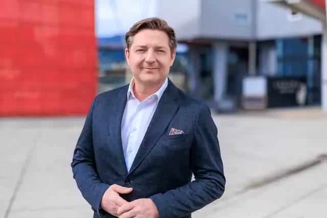 "Ohne Sprache keine Integration, ohne Integration keine städtische Wohnung!" – Bürgermeister Günther Albel (SPÖ) | Foto: Simone Attisani