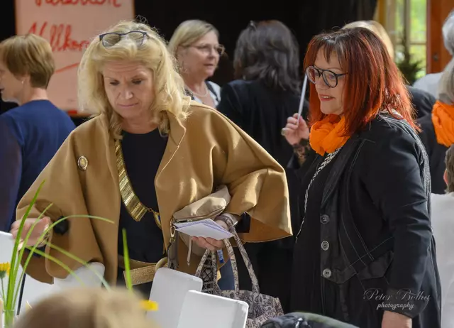 SI-Österreich Präsidentin Sabine Machl und Lisbeth Schwarzenbacher. | Foto: Peter Bolha