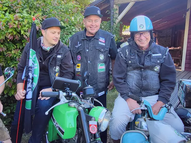 Vor 10 Jahren hat Clubpräsident Bernhard Albert (in Bildmitte) die Puchidos gegründet. | Foto: Eckhart Herbe