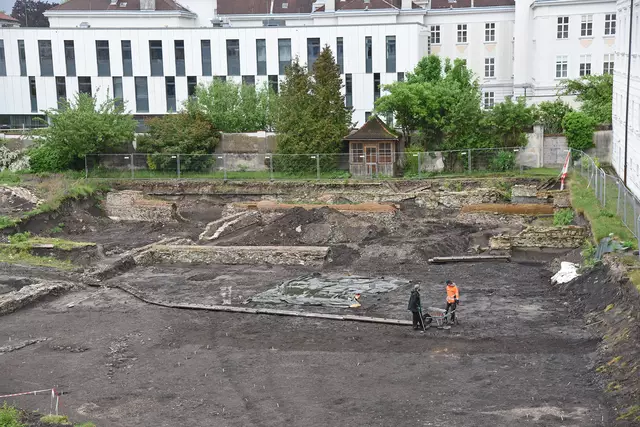 Im April 2023 konnte mit den archäologischen Ausgrabungen auf dem Grund der Diözese St. Pölten begonnen werden, bis Ende des Jahres sollen diese nun abgeschlossen sein. | Foto: Josef Vorlaufer