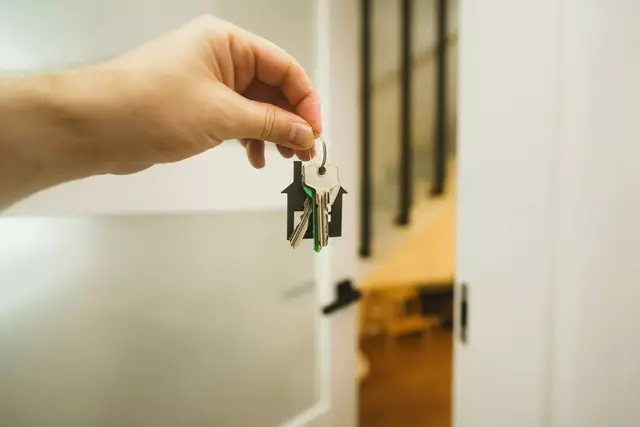 In Wien zahlte man im vergangenen Jahr im Durchschnitt 6.762 Euro pro Quadratmeter für eine Wohnung, 6.778 Euro für ein Haus. (Symbolfoto) | Foto: Jakub Żerdzicki/Unsplash
