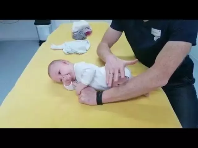 Achtsames Säuglingshandling | Foto: Varilag