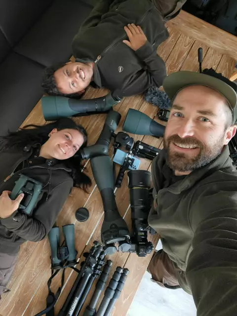 Das Team der St. Martins Therme und Lodge - Katharina Schabl, Martin Suanjak und Leander Khil - entdeckte insgesamt 112 Vogelarten am St. Andräer Zicksee im Seewinkel. | Foto: St. Martins Therme &amp; Lodge