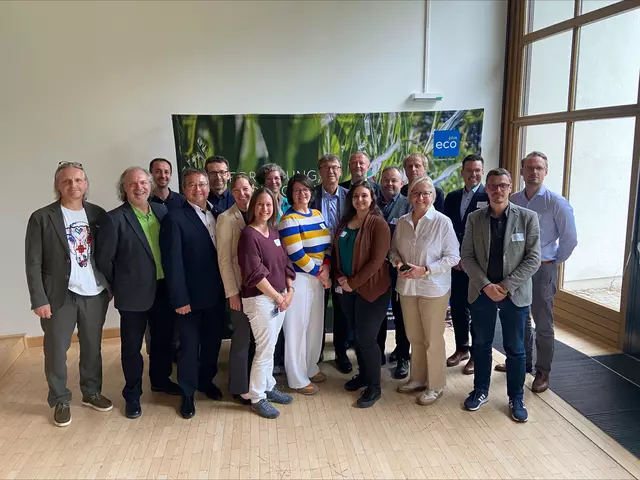 Bernd Maderner (Fleischwaren Berger GesmbH &amp; COKG), Andreas Farnleitner (Karl Landsteiner Privatuniversität für Gesundheitswissenschaften), Wolfgang Gabauer (Universität für Bodenkultur), Klaus Nagelhofer (ecoplus), Thomas Reichenauer (AIT Austrian Institute of Technologie GmbH), Angelika Weiler (ecoplus), Judith Rudolf-Scholik (FHWN Biotech Campus Tulln), Gerhild Eigner (Amt der NÖ Landesregierung) Simone Hagenauer (ecoplus), Harald Hofmann (Amt der NÖ Landesregierung), Stefan Scheuringer (via donau – Österreichische Wasserstraßen-Gesellschaft mbH), Ines Fuchs (BEST - Bioenergy and Sustainable Technologies GmbH), Georg Windhofer (Amt der NÖ Landesregierung), Werner Fuchs (Universität für Bodenkultur), Doris Ribitsch (Universität für Bodenkultur), Florian Huber (Gesellschaft für Forschungsförderung Niederösterreich mbH), Christian Loderer (STEINBACHER+STEINBACHER ZT GMBH), Stephan Freitag (Universität für Bodenkultur) | Foto: ecoplus