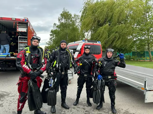 Der Tauchdienst der Feuerwehr simulierte den Ernstfall mit zwei vermissten Personen. | Foto: Feuerwehr Andau