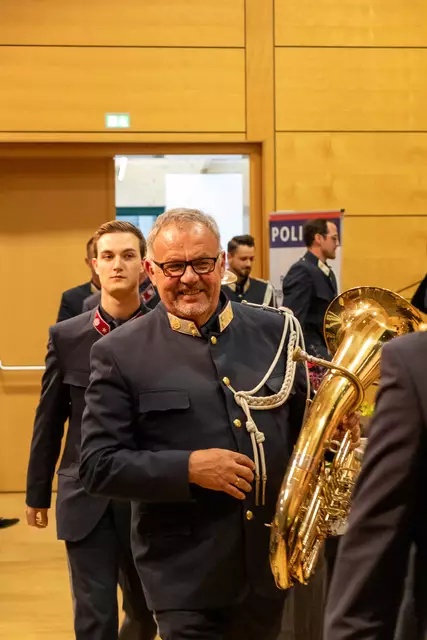 Josef Scharinger aus Hartkirchen beim Einmarsch | Foto: Albert Rathmayr