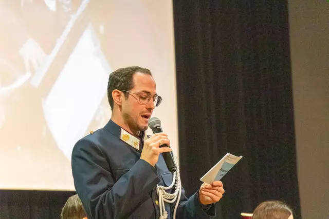 Florian Zeilinger führte durch das Programm.  | Foto: Albert Rathmayr