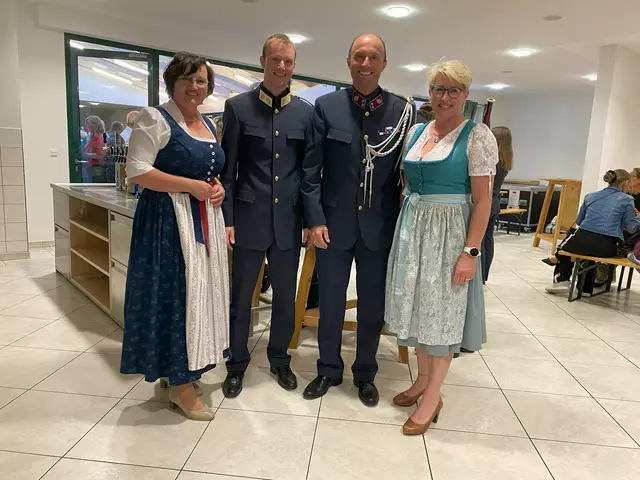 v.l.n.r. Vizebgm. Eva Wahlmüller, Kapellmeister Robert Wieser, Musikmeister Christrian Brummer sowie Gerlinde Arzt.  | Foto: privat