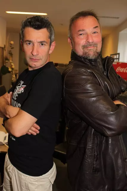 Auch für ein lustiges Bild mit einem Fan ist Sarsam immer zu haben.