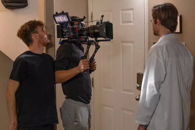 Samuel Berger (links) beim Dreh in den USA.  | Foto: Gannon Lovisa