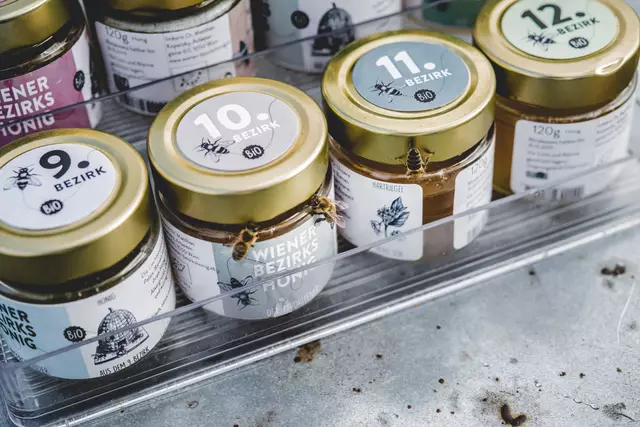 Die Besonderheit an den Lagehonigen: Jeder schmeckt anders! | Foto: Anna Zora