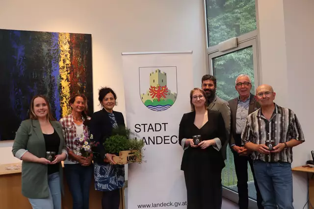 Die Akteure, die das neue Abfallvermeidungskonzept für Landeck auf Schiene brachten. | Foto: Seelos