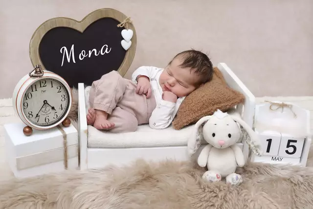 Name: Mona
Geburtsdatum: 15.05.2025
Gewicht: 3420 g
Größe: 51 cm
Eltern: hristina Kickenweiz und Michael Seidl aus Großwilfersdorf | Foto: Babysmile