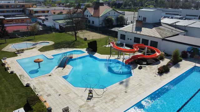 Das Hollabrunner Stadtbad freut sich auf sommerliche Temperaturen. | Foto: Stadtgemeinde Hollabrunn