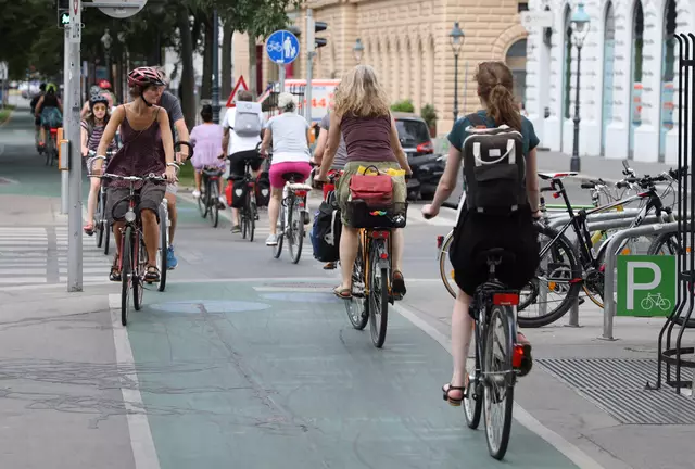 Eine interaktive Online-Karte gibt Auskunft über die Gefahrenstellen für Radfahrende in Döbling. (Symbolbild) | Foto: Karl Schöndorfer / picturedesk.com