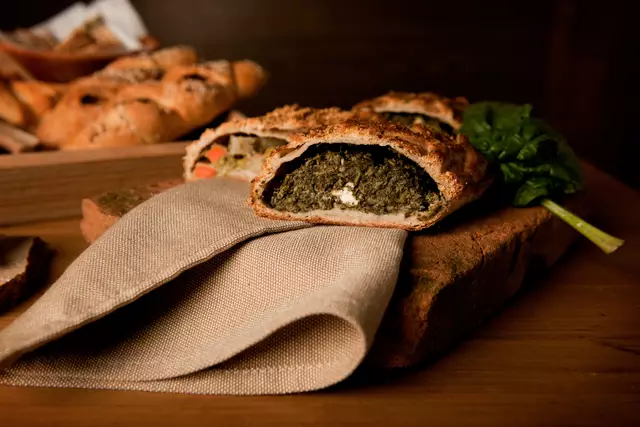 Herzhaft: der Spinatstrudel | Foto: Waldherr - Der Vollkorn-Bio-Bäcker