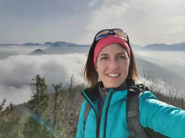 Die Welser Wander- und Freizeitjournalistin Claudia Schallauer zeigt in ihrem neuen Buch "Wandern und Freizeit in Oberösterreich", wie man Erholung auch in einer kürzeren Auszeit finden kann. | Foto: Claudia Schallauer