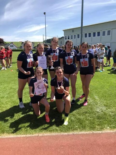 Für die Mädchen geht es weiter zur Bundesmeisterschaft in Oberösterreich. | Foto: Gymnasium St. Johann