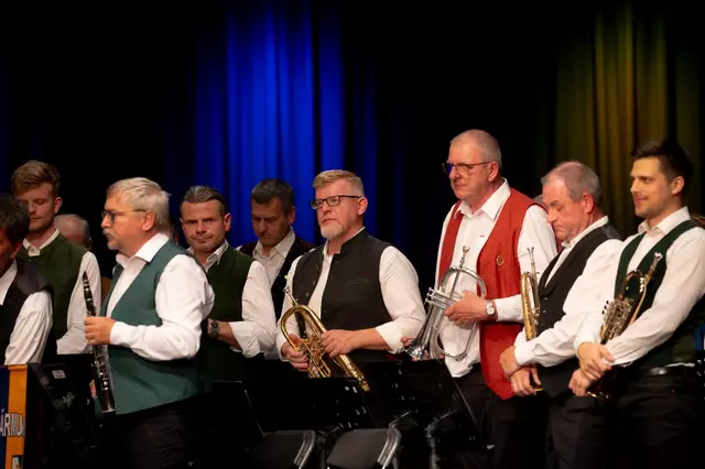Das gemeinsame Konzert mit der Militärmusik Niederösterreich und den „Alten Kameraden“ im Musium Reinsberg war ein großartiger Erfolg. | Foto: Gerald Prüller Cleanhill Studios