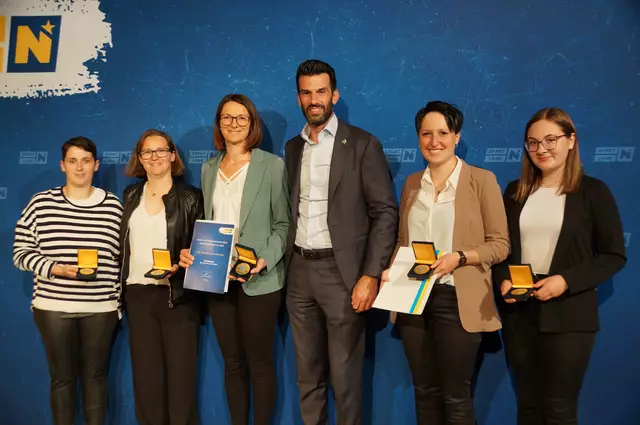 ESV Neustift Innermanzing: Eisstocksport, Damen-Mannschaftsspiel | Foto: Schmatz