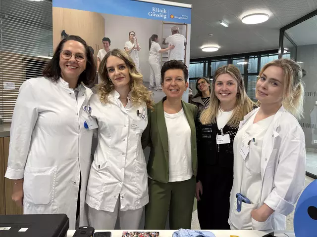 Stellten den Fachbereich Akutgeriatrie und Remobilisation vor (von links): Birgit Krutzler (Medizinische Leiterin), Sandra Siegl (Pflegerische Leitung), Susanne Janosch (Ergotherapie), Lea Rosner (Physiotherapie), Verena Schaffler (Logopädie)