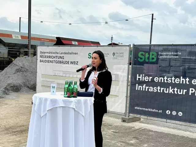 Verena Mayerhofer (Leitung Marketing und Kommunikation der StLB) begrüßte die Gäste. | Foto: MeinBezirk/M.Wilfurth