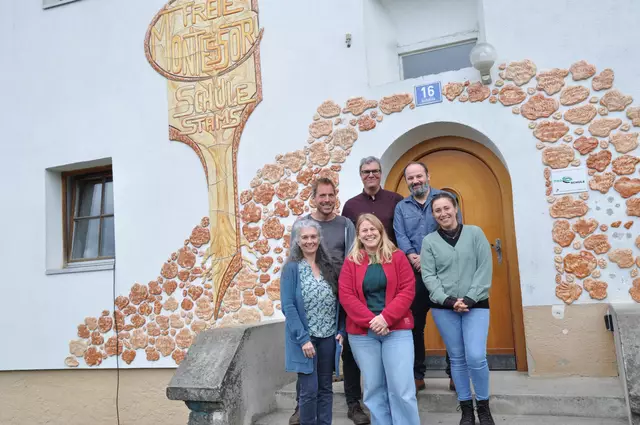 Der Vorstand der Freien Montessorischule besteht aus Ewald Zillich, Christoph Pippan, Reinhard Zajak, Claudia Pieber, Judith Ried und Stefanie Innerebner.