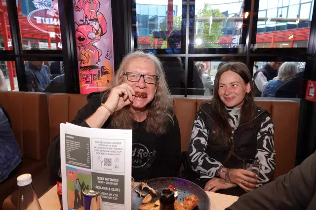 Das Essen jedenfalls hat geschmeckt wie man hier eindeutig erkennen kann. | Foto: Michael Blinzer