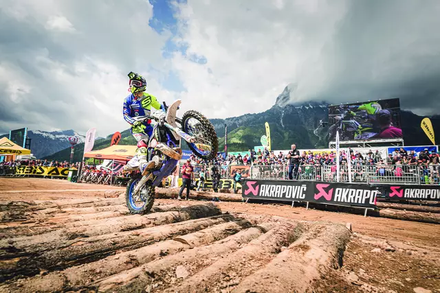 Der Geruch von Benzin und Adrenalin liegt in der Luft, wenn beim Erzbergrodeo am kommenden Wochenende die Motoren aufheulen. | Foto: Arthur Michalek