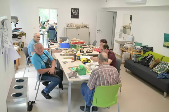 Es steckt viel ehrliches Herzblut in den Einzelstücken der Künstlerinnen und Künstler. | Foto: Behindertenförderung Neusiedl