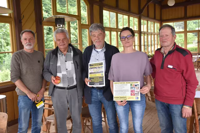 Bernhard Zehetner, Hubert Wammes, Martina Franceschinel, Fritz Gurgiser und Johann Unterkircher.  | Foto: Haun