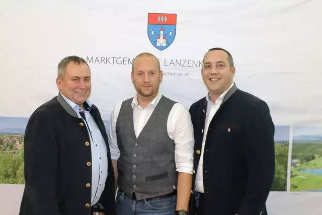 David Diabl (Mitte) möchte den Fokus mehr auf die Weiterentwicklung der Gemeinde, in enger Zusammenarbeit mit Bürgermeister Bernhard Karnthaler (li) lenken. | Foto: Marktgemeinde Lanzenkirchen