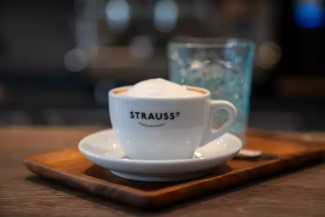 Bei einem guten Frühstück darf eine Tasse Kaffee natürlich nicht fehlen. | Foto: Studio4