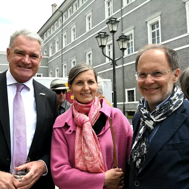 Bgm. Alex Thoma mit Edith und Alfred Markowitsch