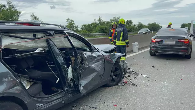 Mehrere Schwere Unfälle trugen sich vergangenen Freitagnachmittag zu.  | Foto: Doku-NÖ