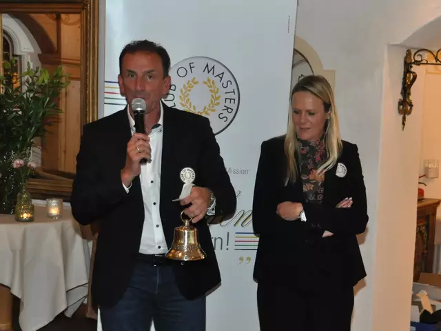 Com-Präsident Markus Prock und Vize-Präsidentin Niki Hosp läuteten ein erfolgreiches Sportjahr ein