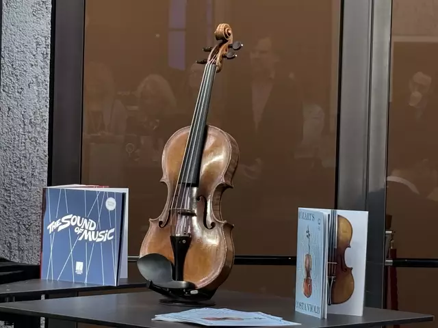 Wolfgang Amadé Mozarts originale Costa-Geige ist eine Kulturbotschafterin für Österreich, Salzburg und die Internationale Stiftung Mozarteum. | Foto: Büro Schnöll