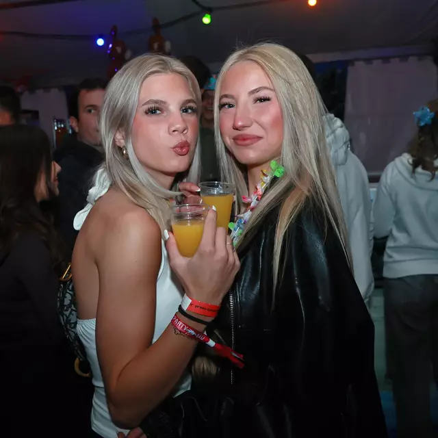 Niki und Pia aus Pöndorf | Foto: Helmut Klein