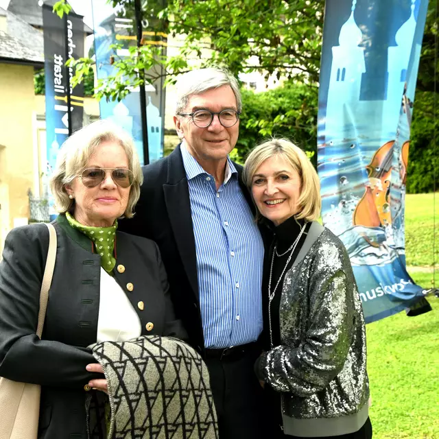 Teresa Steiner mit Günter Erb und Anette Lang, Obfrau von millstART
