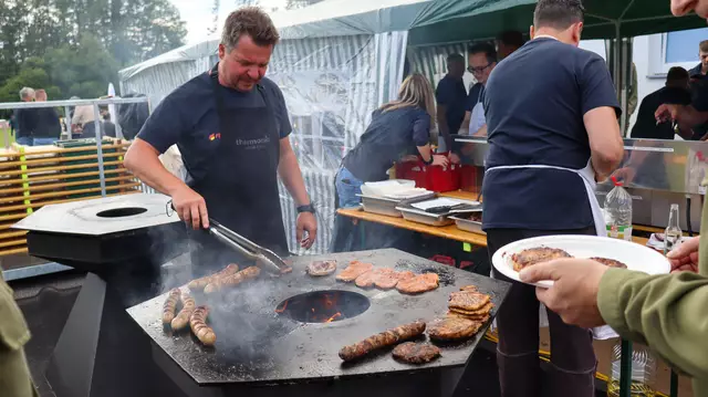 Für hervorragende Kulinarik war natürlich gesorgt. | Foto: Bezirksfeuerwehrkommando Oberwart/Alexander Flaschberger