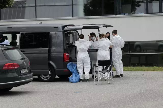 Beran A. steht unter Verdacht, einen Anschlag auf eines der Taylor-Swift-Konzerte in Wien im vergangenen Sommer geplant zu haben. Dieses Foto wurde vor seinem Haus in NÖ gemacht. | Foto: Santrucek